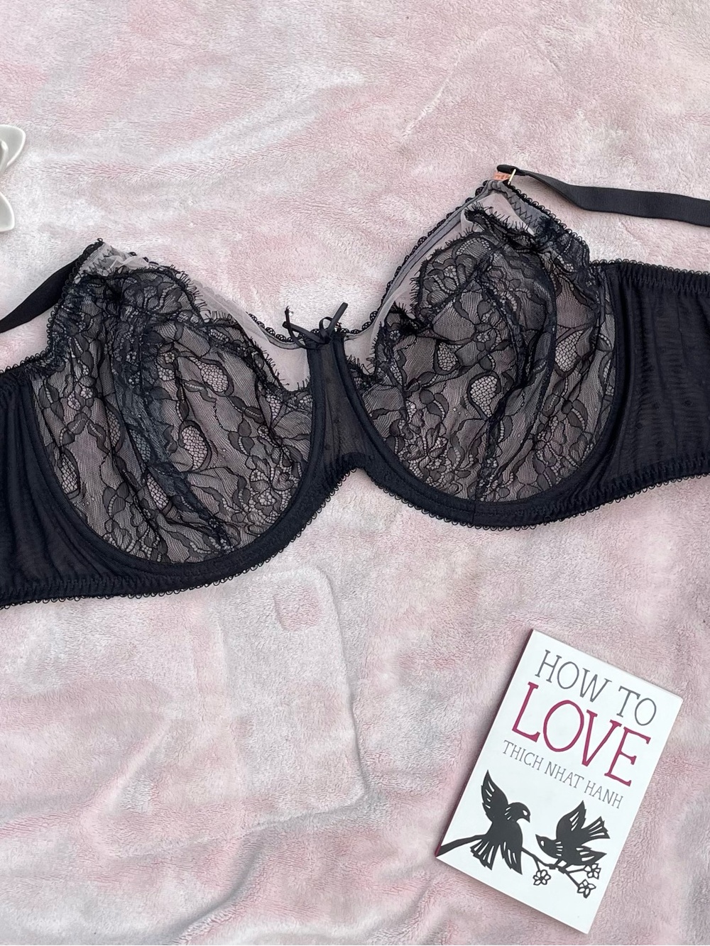 Smart  & Sexy Black Lace Underwire Sheer Bra